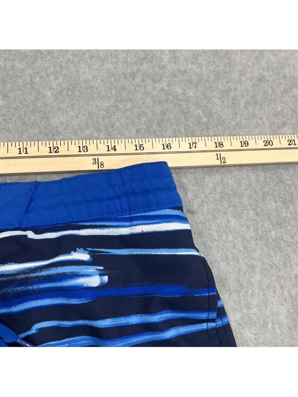 Speedo Mens Swim Shorts Blue Black Green Trunks Surf Ocean Tropical Size Medium